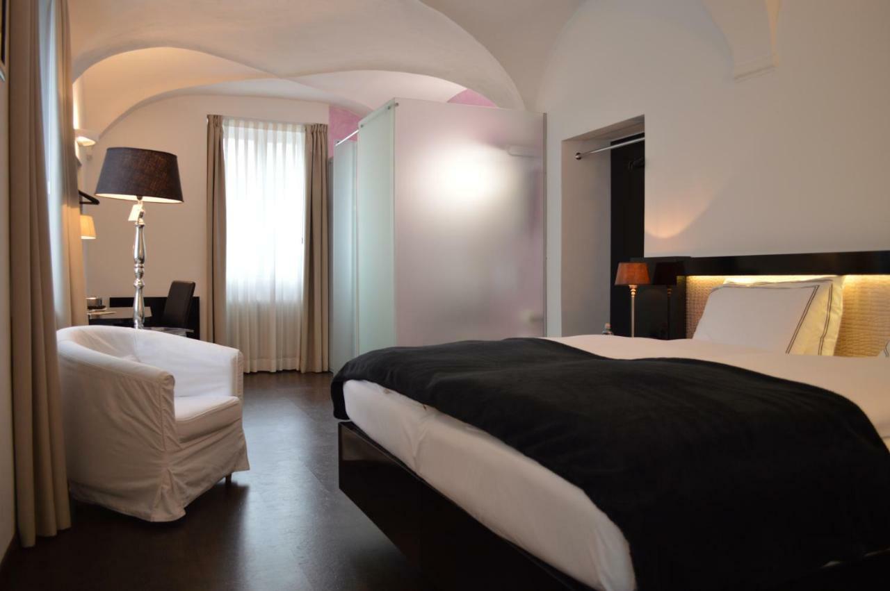Boutique La Rinascente 3*